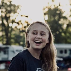 Meet your Posher, Alyssa